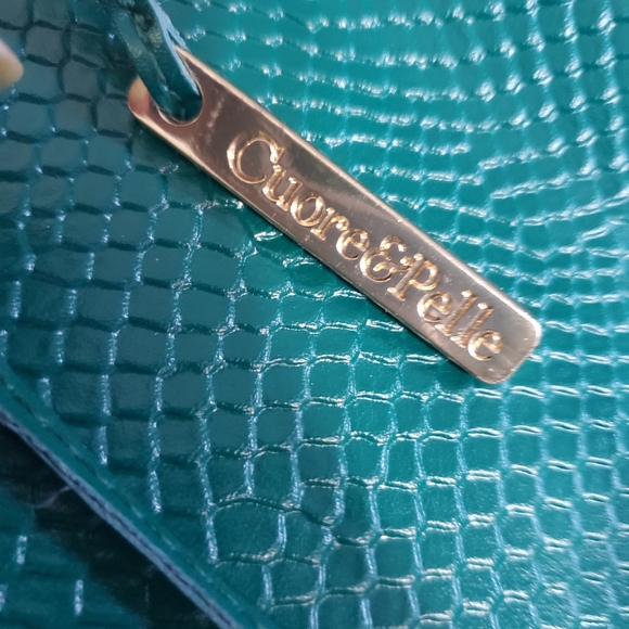 👜 Cuore & Pelle Musette Carry-all Shoulder Bag 👜 - Picture 4 of 9